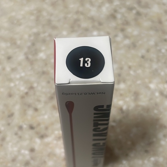 Magical Halo Long Lasting Lipgloss - Picture 4 of 5